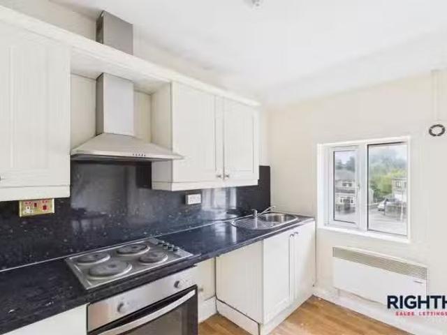 House for rent in Westwood Park, West Yorkshire
