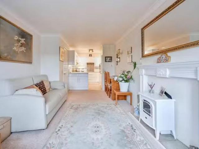 House for rent in Stoughton, Guildford