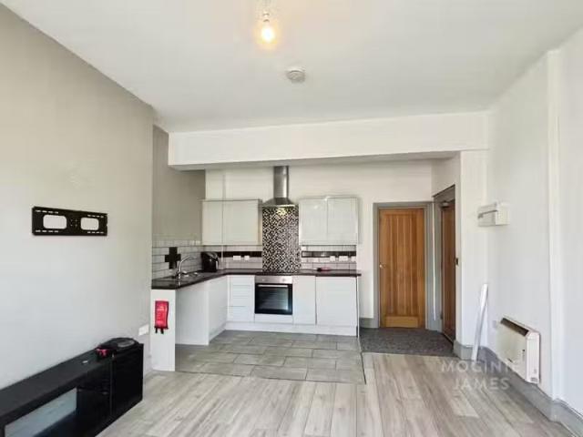 House for rent in Falcon Lodge, Wales