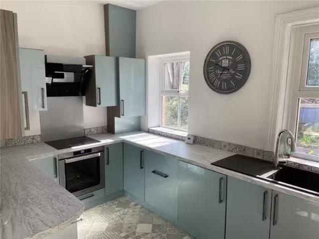 House for rent in Milnsbridge, West Yorkshire