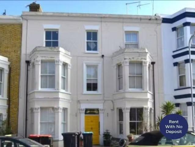 House for rent in Cliftonville West, Acol