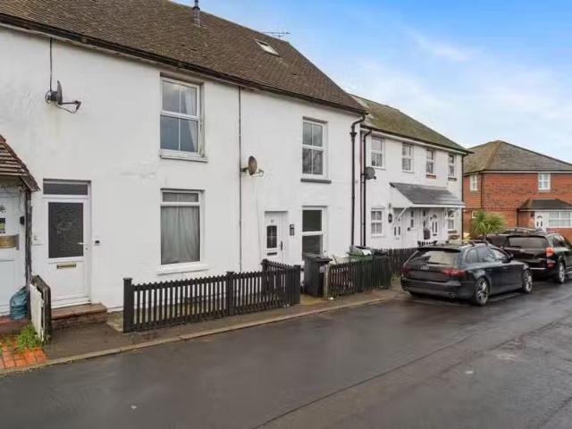House for rent in Ponders End, Greater London