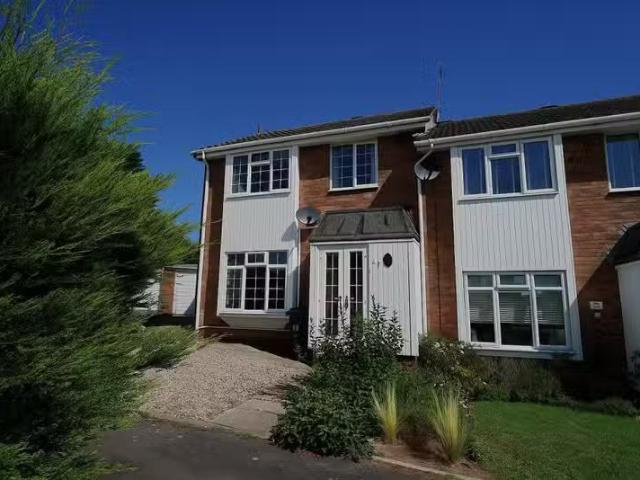 House for rent in Green Close, Warwickshire