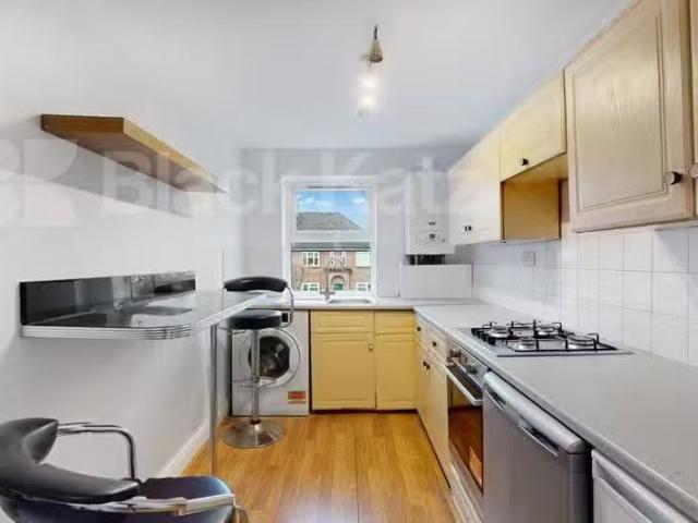 House for rent in Arkley, Greater London