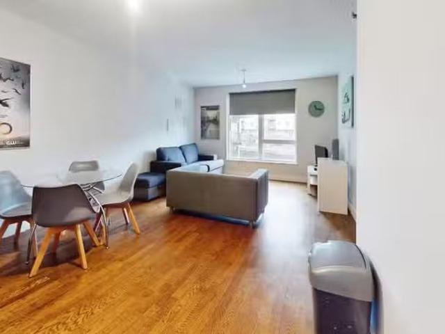House for rent in Cardiff Bay, Falcon Lodge