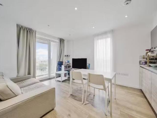 House for rent in Custom House, Greater London