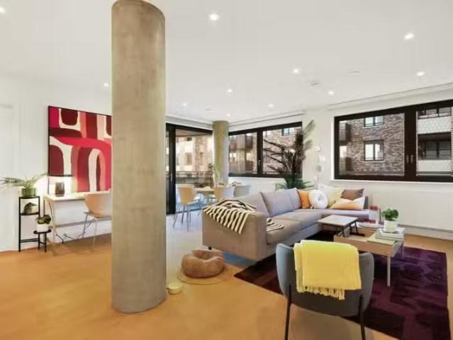 House for rent in Brentford End, Greater London