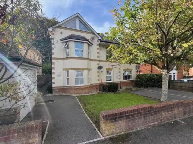 House for rent in Shortlands, Greater London