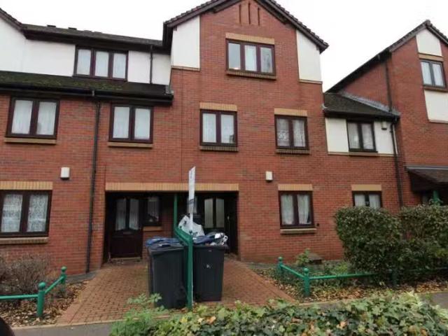 House for rent in London Borough of Merton, Greater London