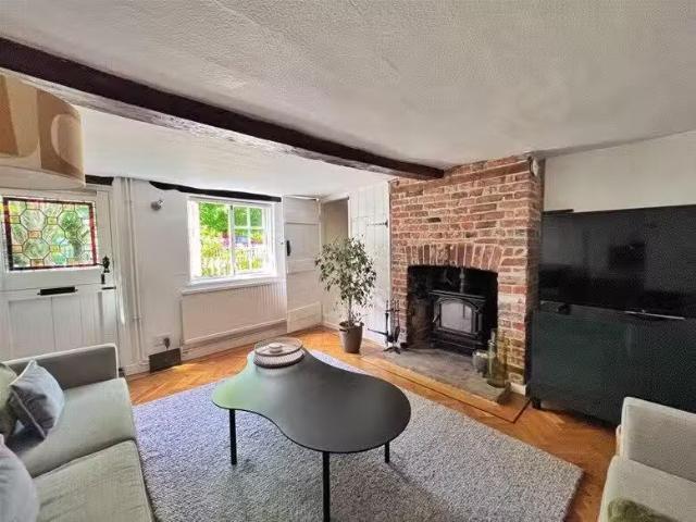 House for rent in Five Acres, Hertfordshire