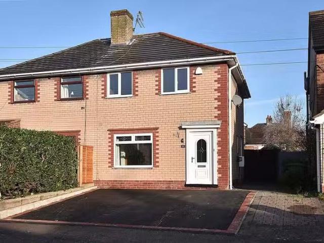 House for rent in Royal Borough of Kingston upon Thames, Greater London