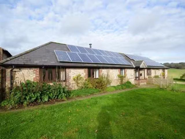 House for rent in Littlecote, West Sussex