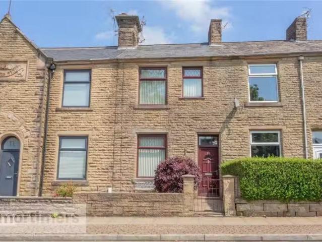 House for rent in Little Moor End, Backburn