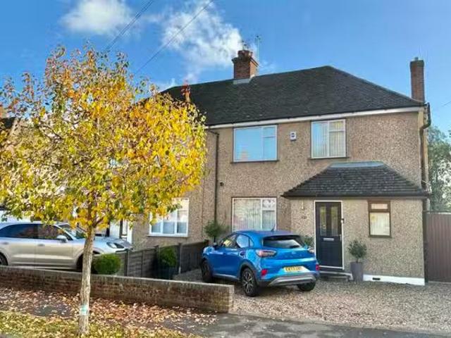 House for rent in Five Acres, Hertfordshire