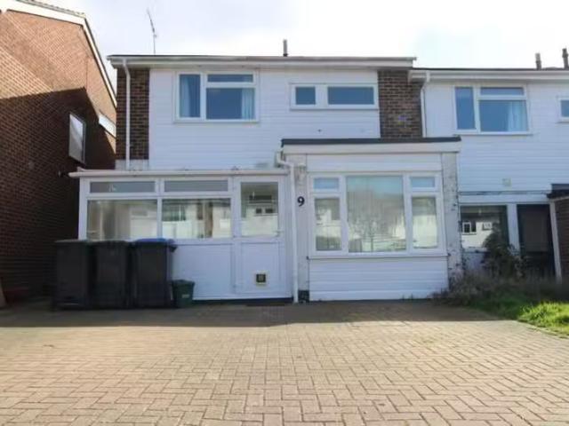 House for rent in Perryfields, West Sussex