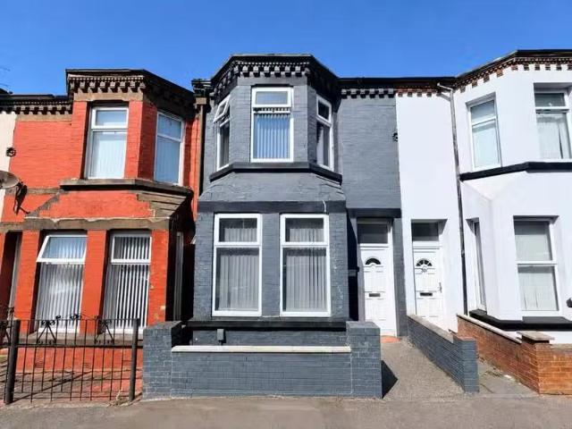 House for rent in Calderstones