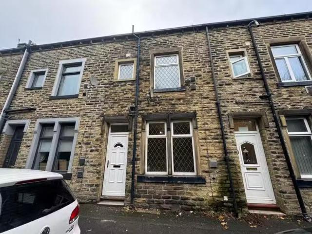 House for rent in Long Lee, West Yorkshire
