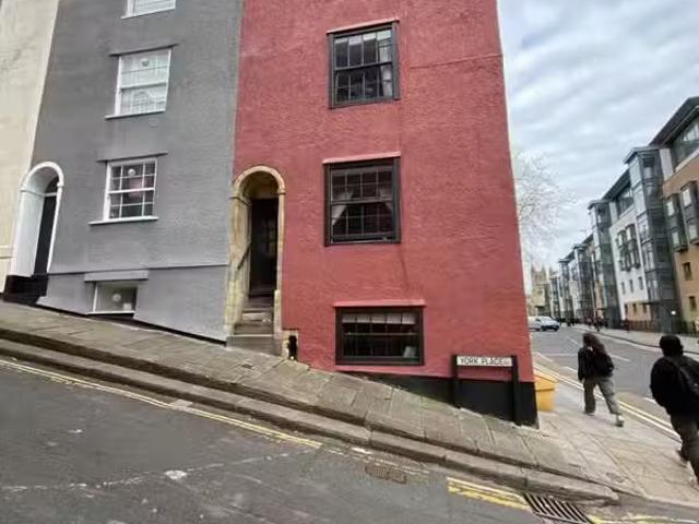 House for rent in Gayfield, Broughton