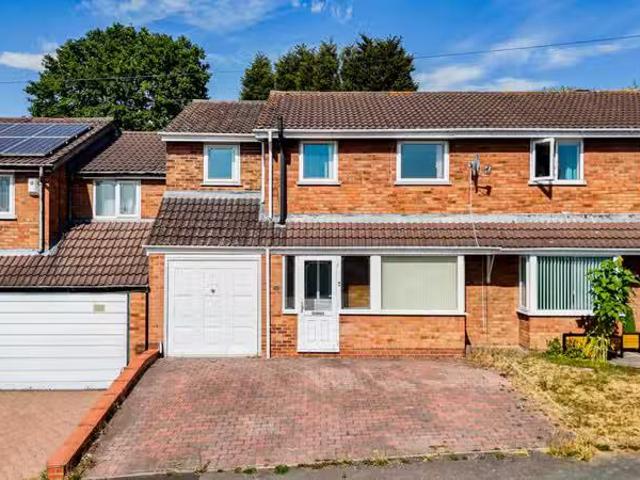 House for rent in Kettlebrook, Staffordshire