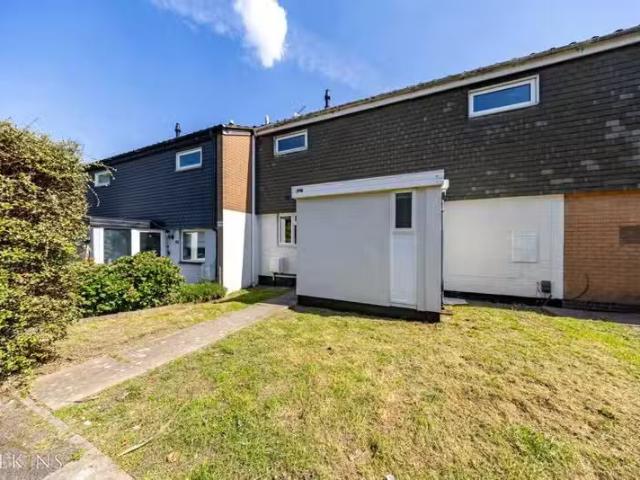 House for rent in Kettlebrook, Staffordshire