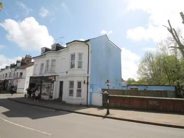 House for rent in Perryfields, West Sussex
