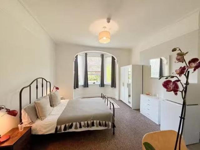 House for rent in Charminster, East Dorset