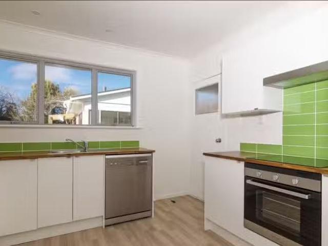 House for rent in Wairau Valley