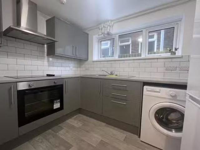 Apartment for rent in Peacehaven, Iford