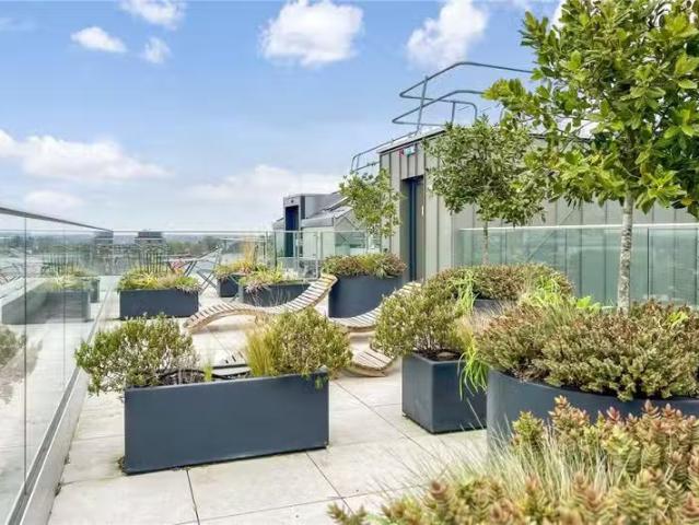 Apartment for rent in Navestock Side, Essex