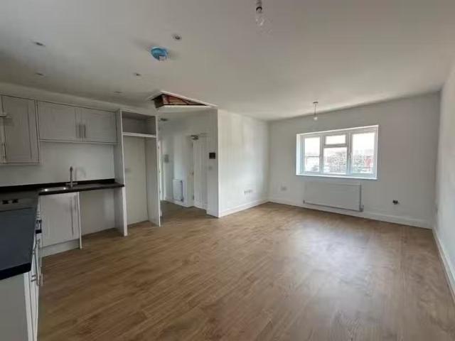 Apartment for rent in Bocking, Chipping Hill