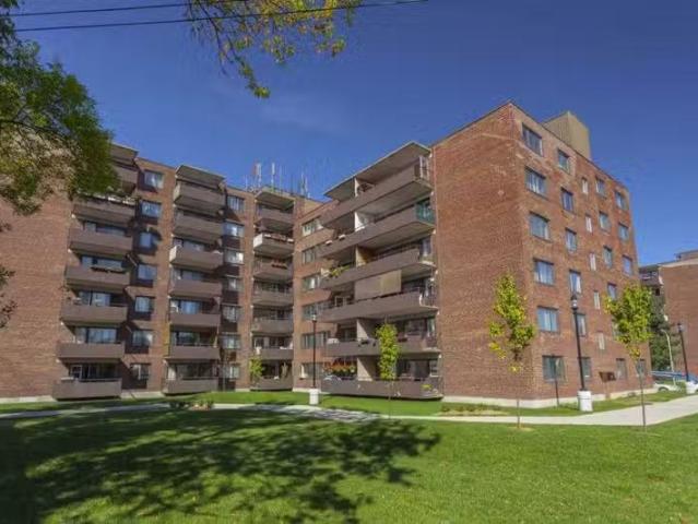 Condo for rent in Dorval, Quebec