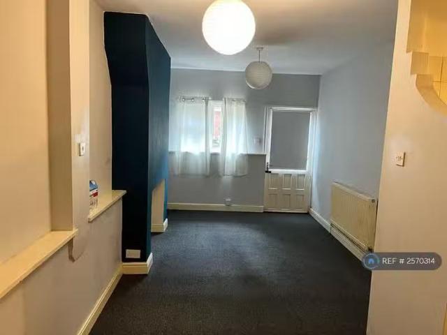 House for rent in Claughton, Birkenhead