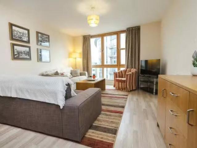 House for rent in Spike Island, Feckenham