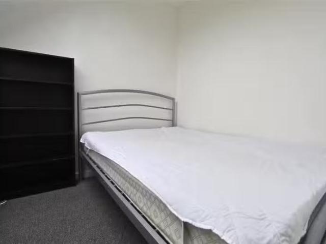 House for rent in Clifton Village, Feckenham