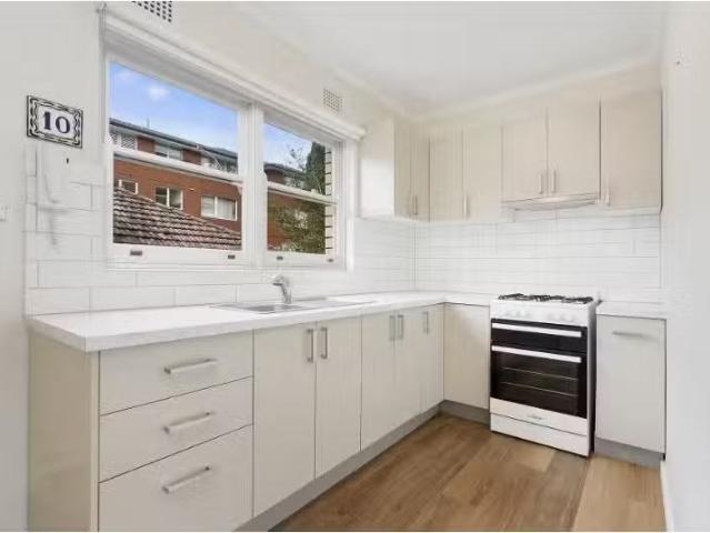 Apartment for rent in Lower North Shore, Sydney