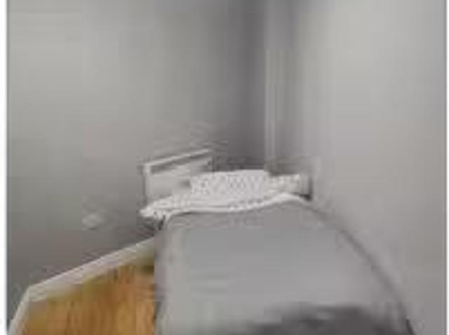 Apartment to rent in Bluebell, North Tipperary