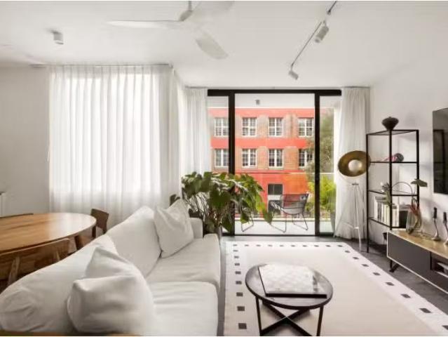 Apartment for rent in Strawberry Hills, Sydney