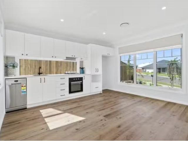 House for rent in Manchester Square, New South Wales