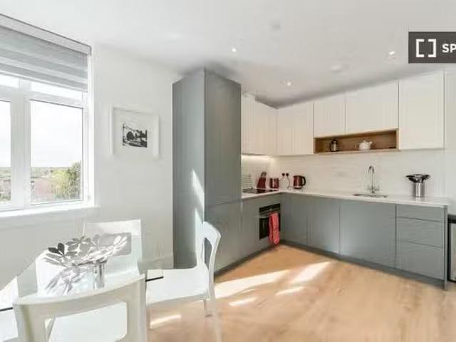 Apartment for rent in Chertsey, Runnymede