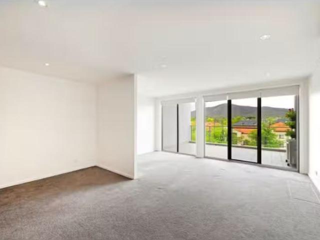 Apartment for rent in Braddon, North Canberra