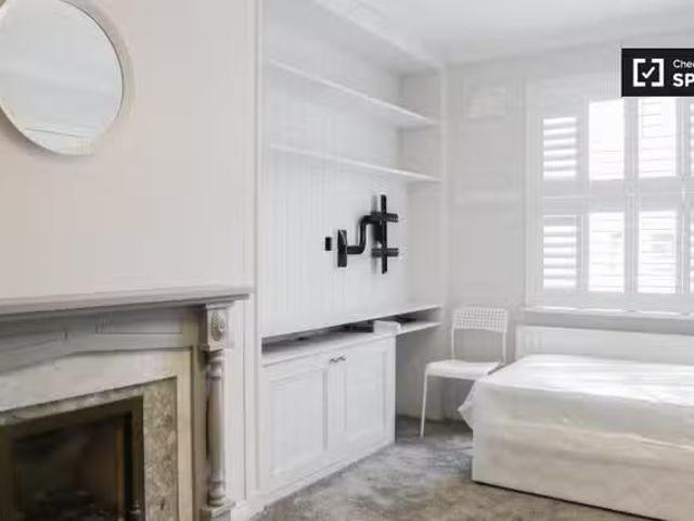 House to rent in Bluebell, North Tipperary