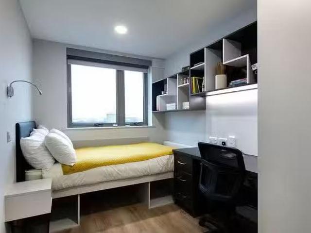 Apartment to rent in Dublin 8, Bluebell