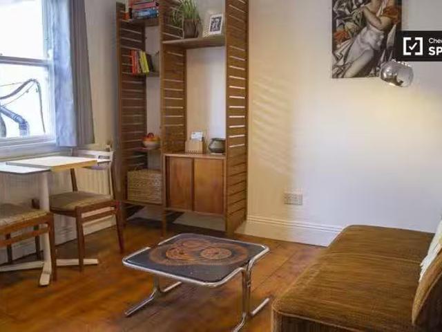 Apartment to rent in Dun Laoghaire, North Tipperary