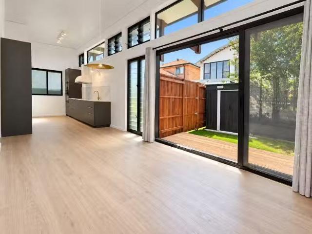 Apartment for rent in Eastern Suburbs, Sydney