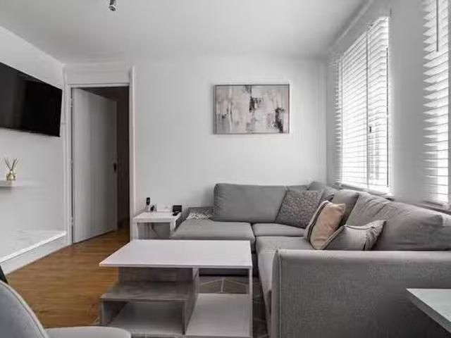 Apartment for rent in The Hale, Mill Hill