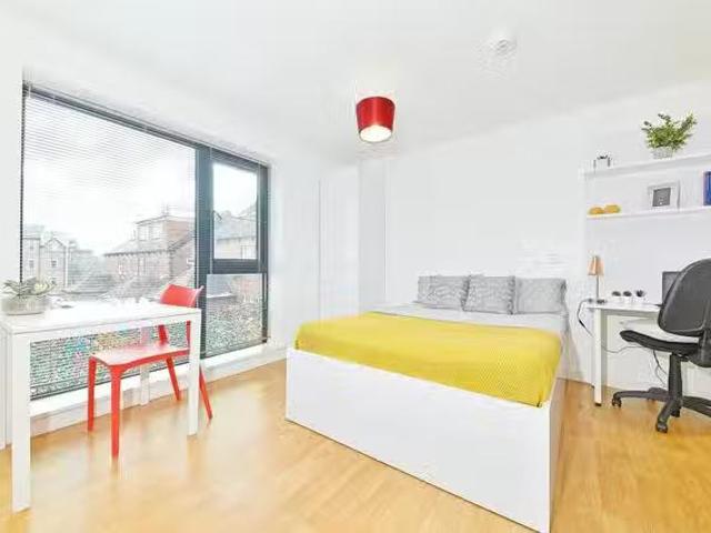 Apartment for rent in Headingley Hill, Headingley