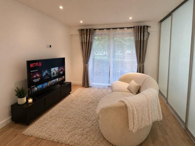 Apartment for rent in Colindale, Greater London