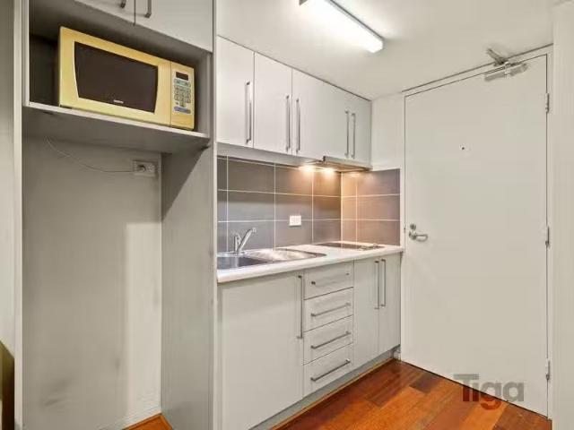 Condo for rent in Camerons Creek, Victoria