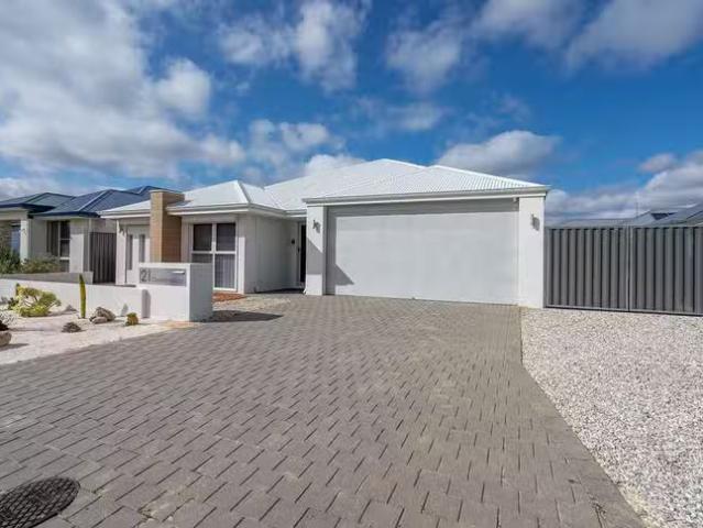 House for rent in Piara Waters, Western Australia