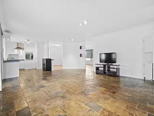 House for rent in Alexander Heights, Western Australia